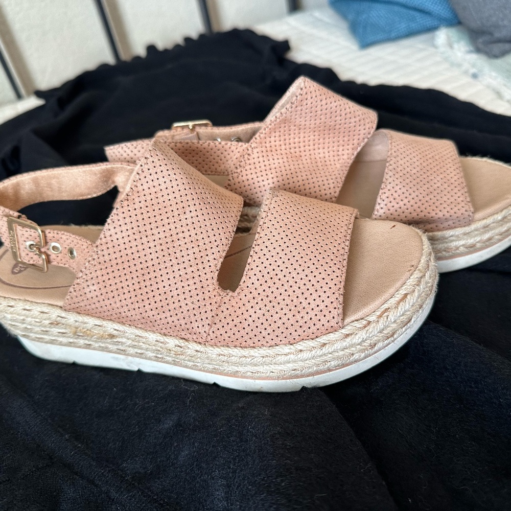 Dr. Scholl's Wedge Suede Platform - Espadrille Style - Size 8M